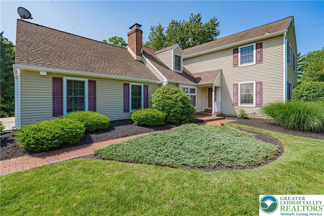 4984 Meadowview Drive