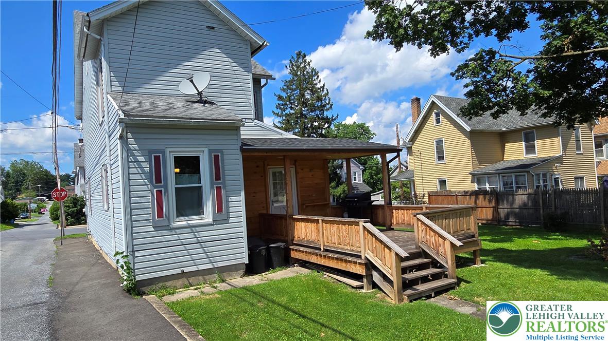 719 Locust Street