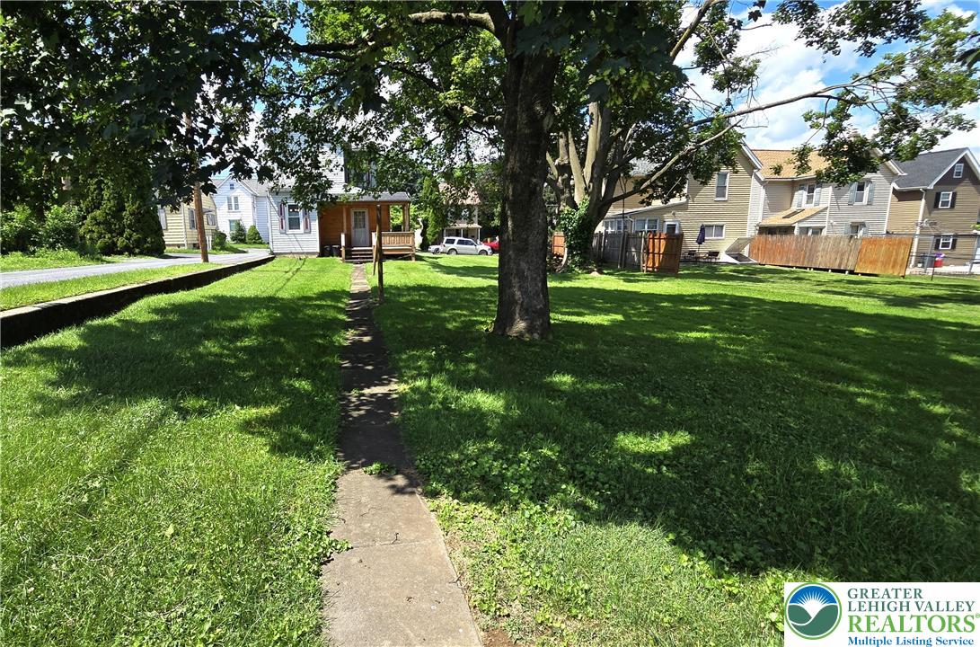 719 Locust Street