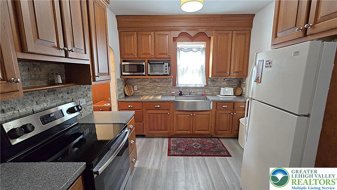 719 Locust Street