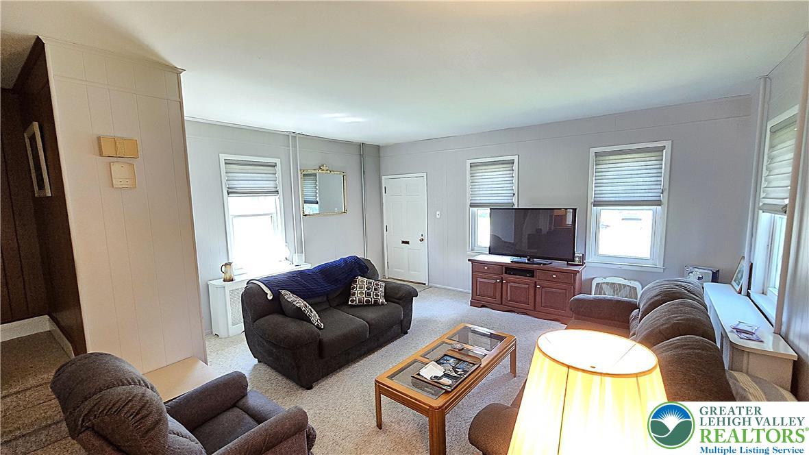719 Locust Street