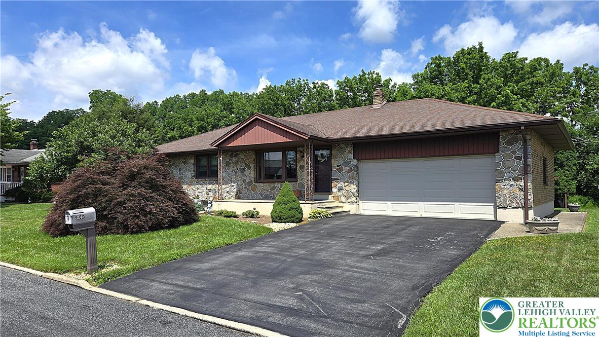 3845 Rosewood Lane