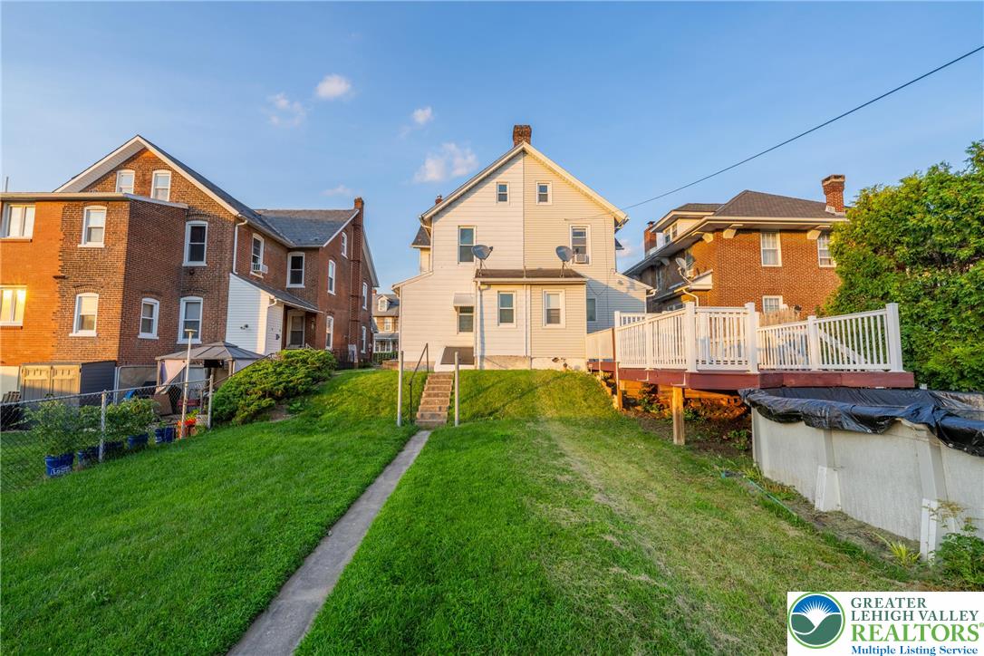918 Dewey Avenue