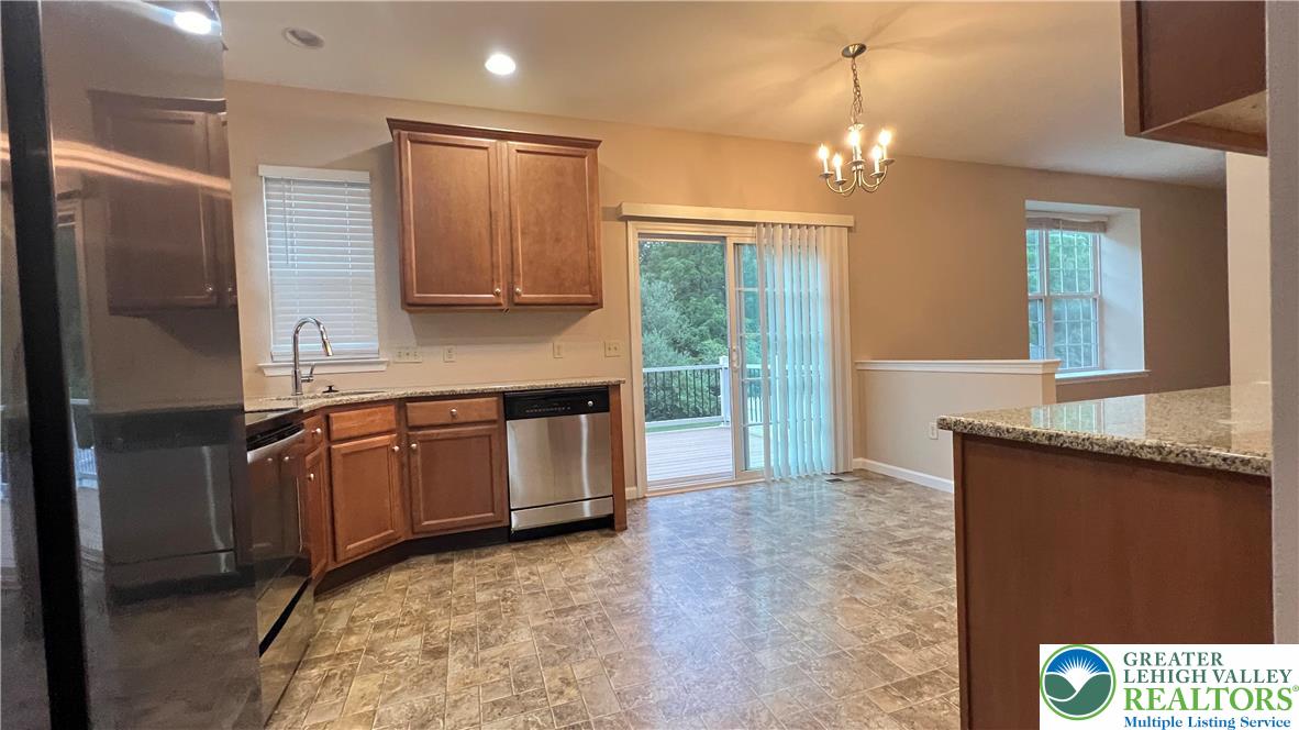2288 Creekside Drive