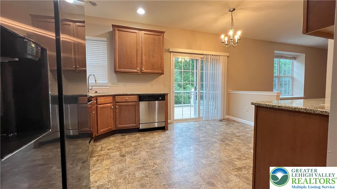 2288 Creekside Drive