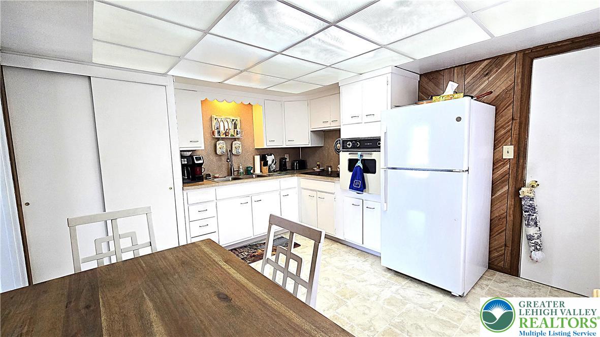 158 North 8th Street