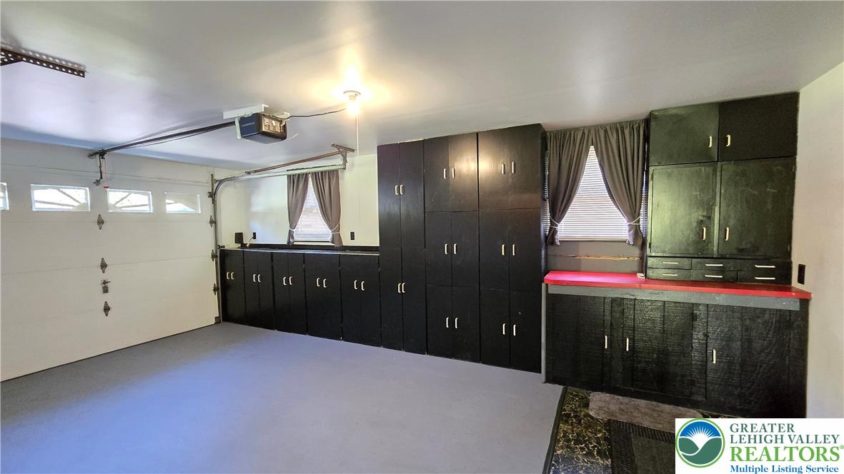 4102 Sycamore Drive