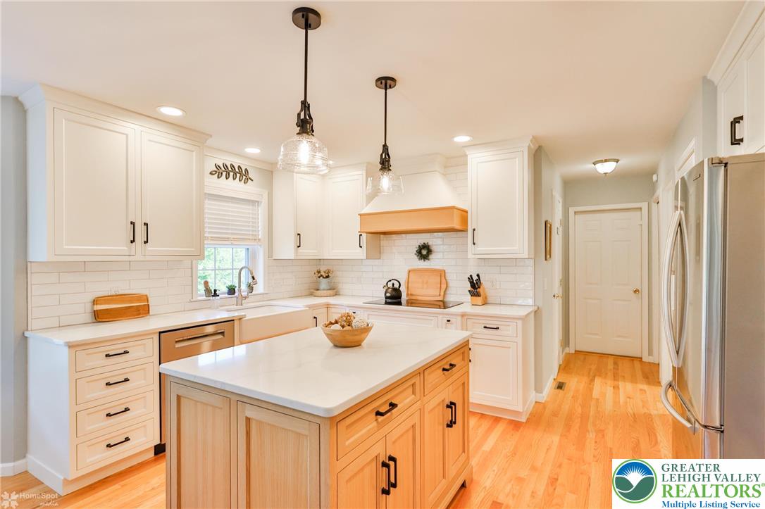 8097 Claussville Road