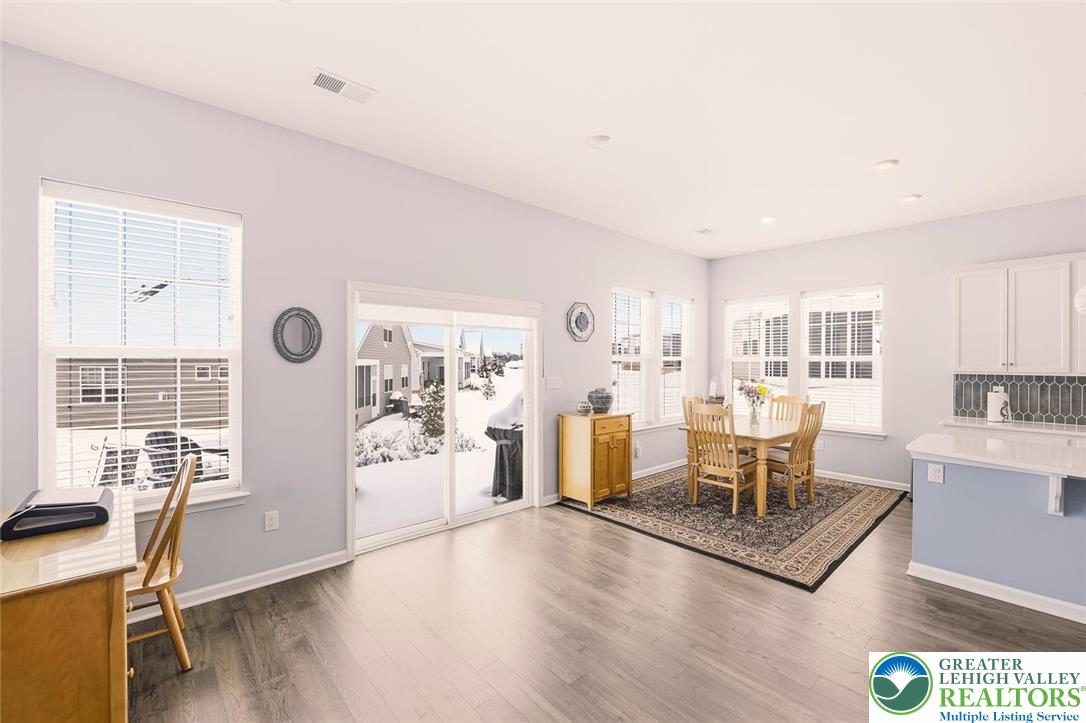 8071 Schaefer Crest