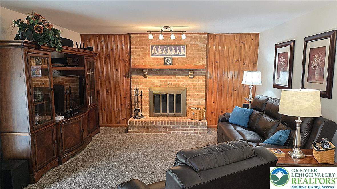 1921 Belleview Drive