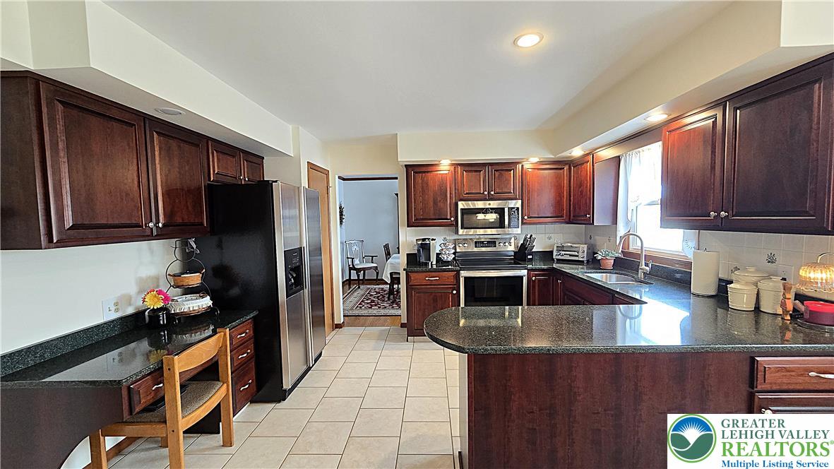 1921 Belleview Drive