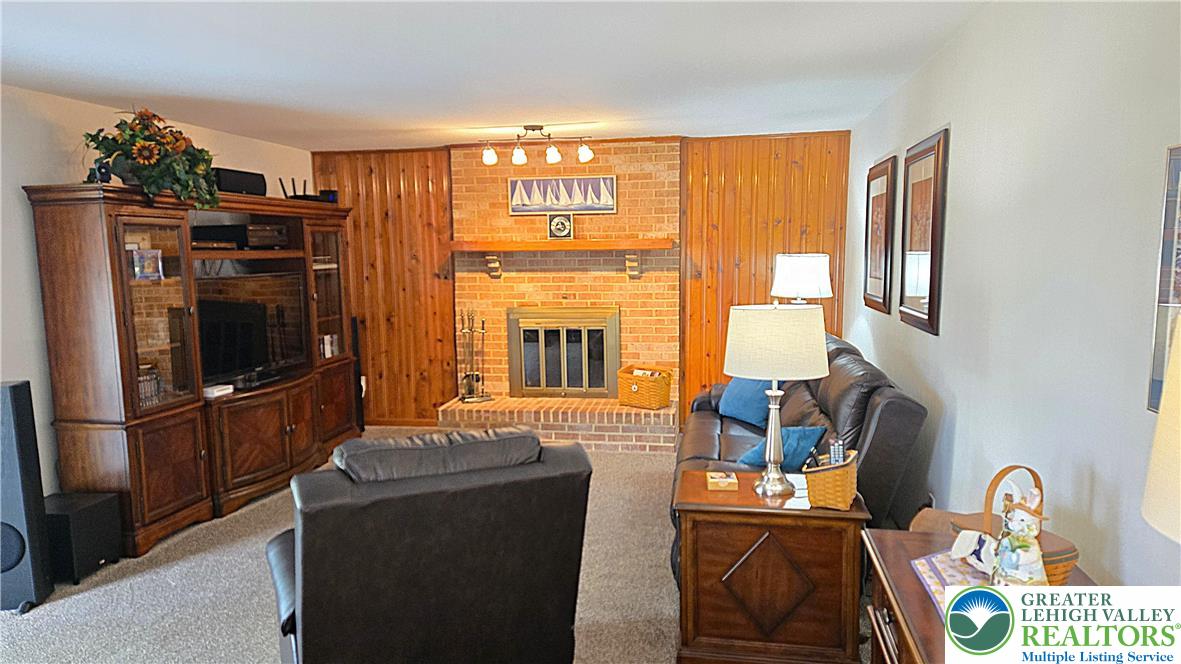 1921 Belleview Drive