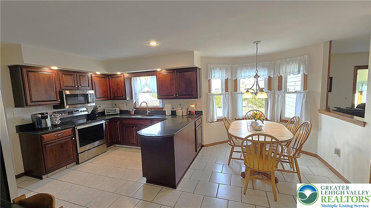 1921 Belleview Drive