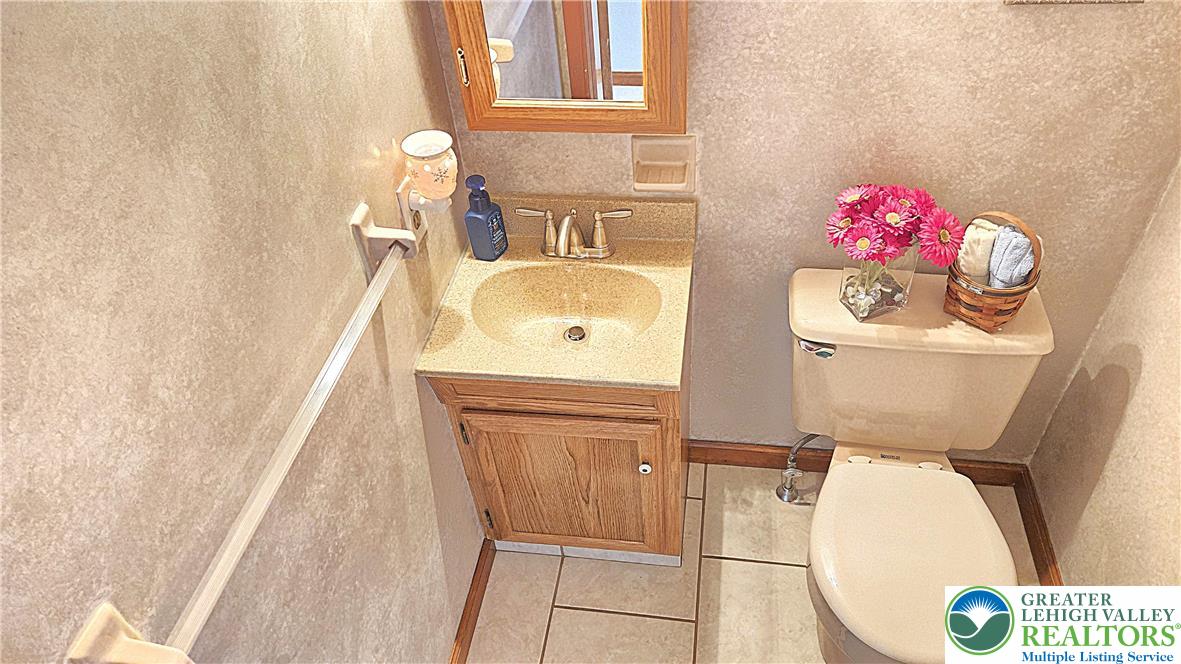 1921 Belleview Drive