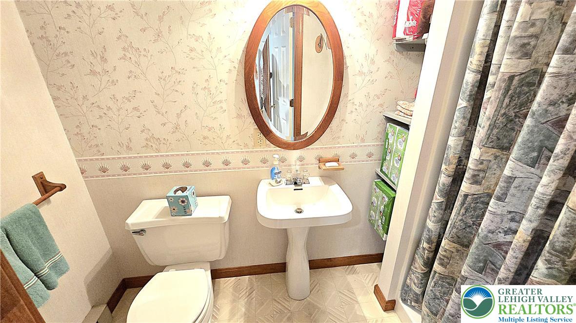 1921 Belleview Drive