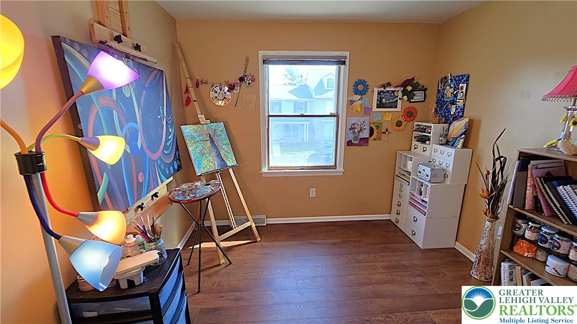 194 Springhouse Road