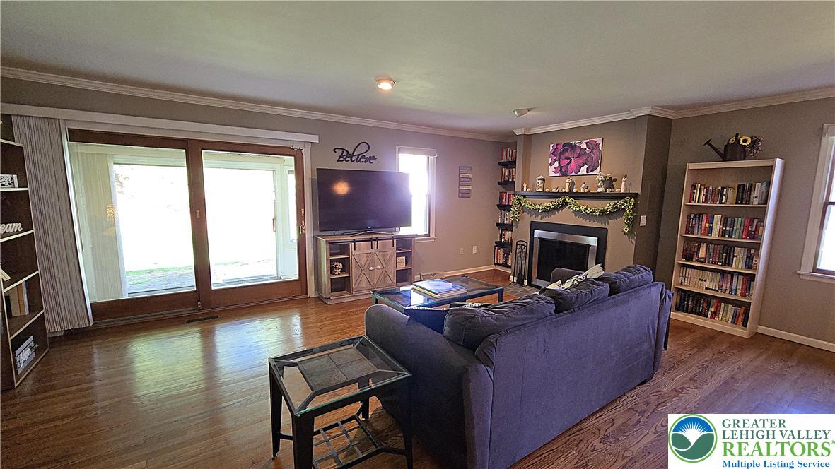 194 Springhouse Road