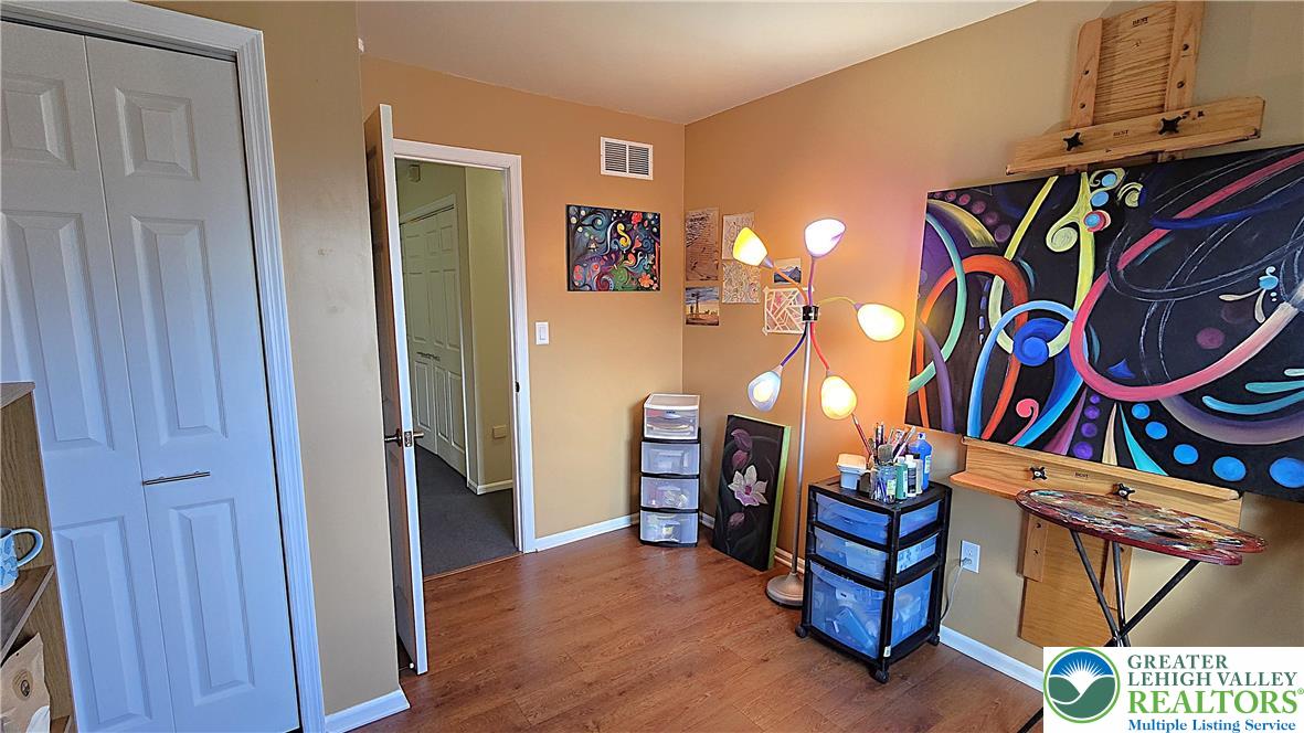 194 Springhouse Road