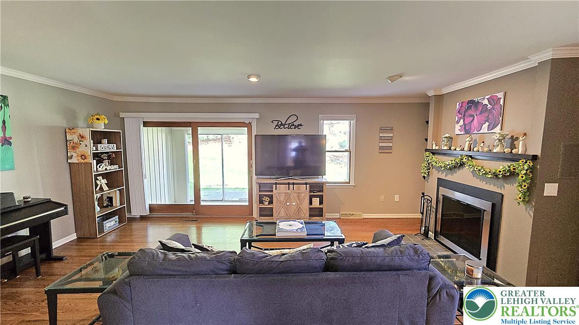 194 Springhouse Road