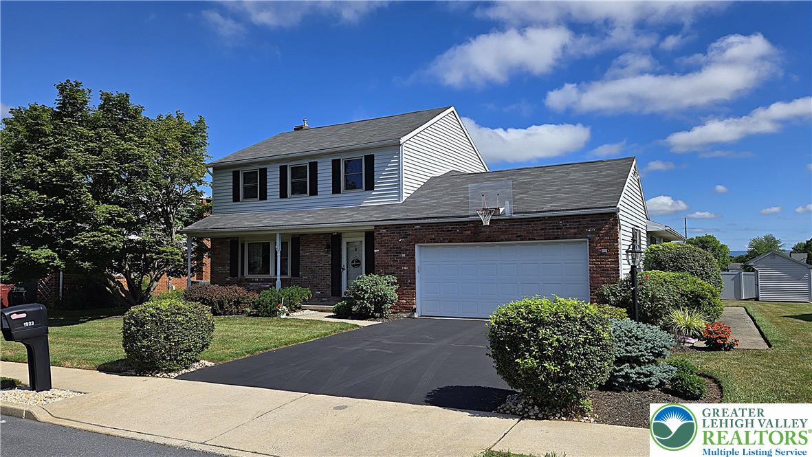 1923 Belleview Drive