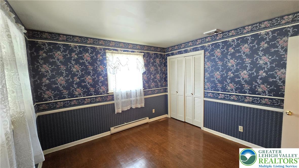 3203 Parkview Drive