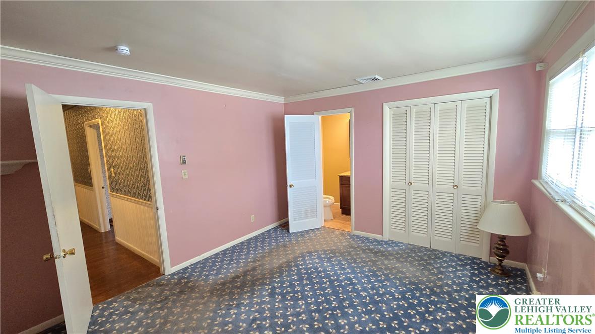 3203 Parkview Drive