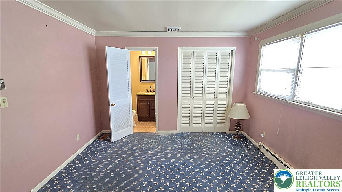 3203 Parkview Drive