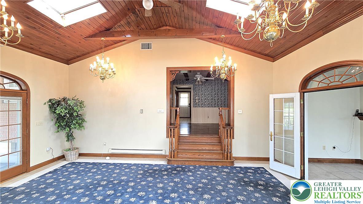 3203 Parkview Drive