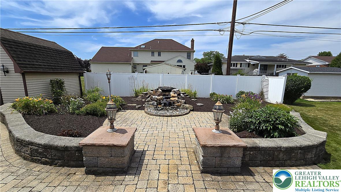 3203 Parkview Drive