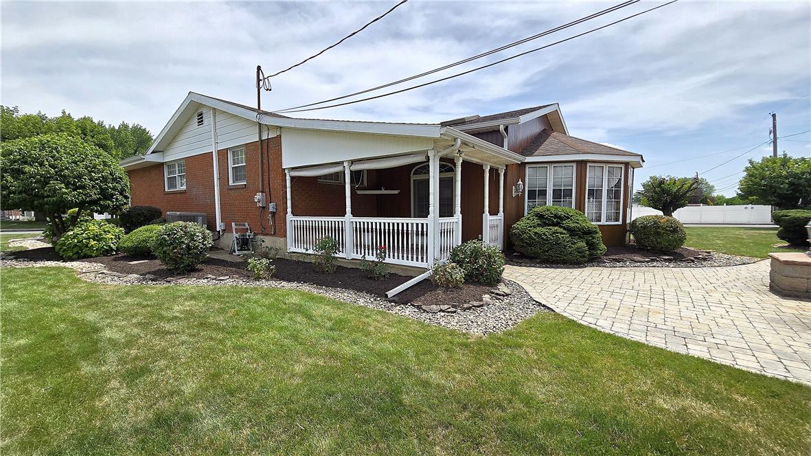 3203 Parkview Drive