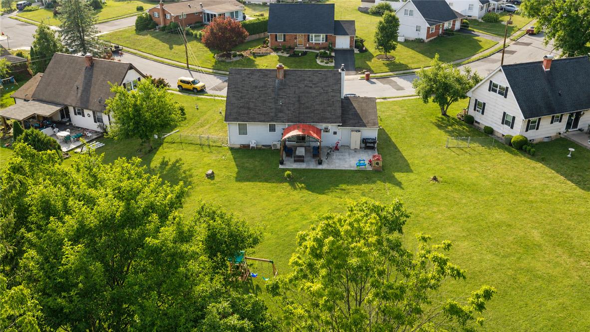 3165 Birch Circle East