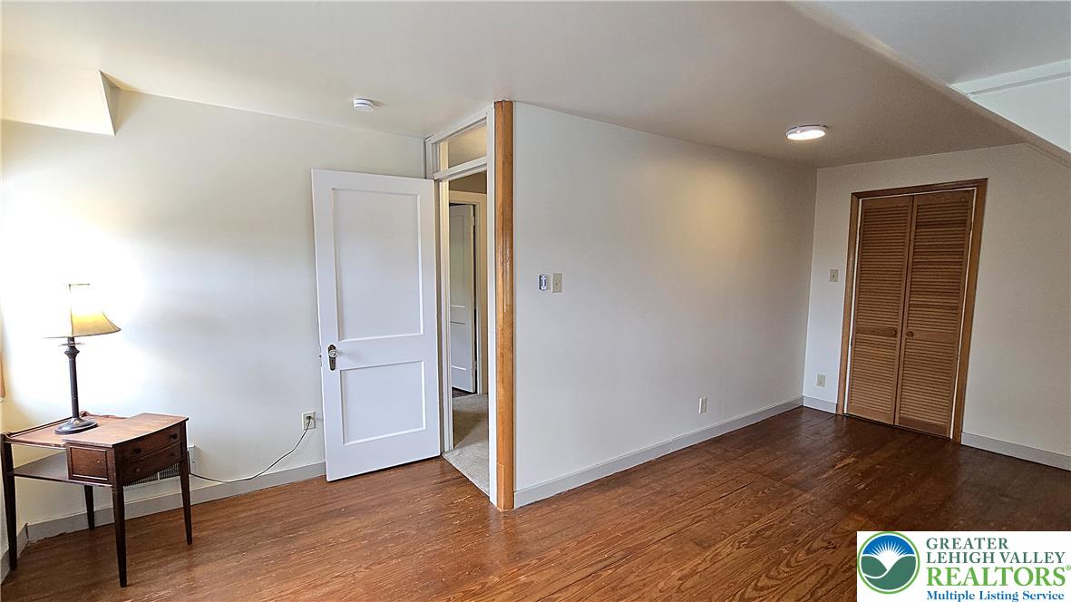 1349 Beverly Hills Road