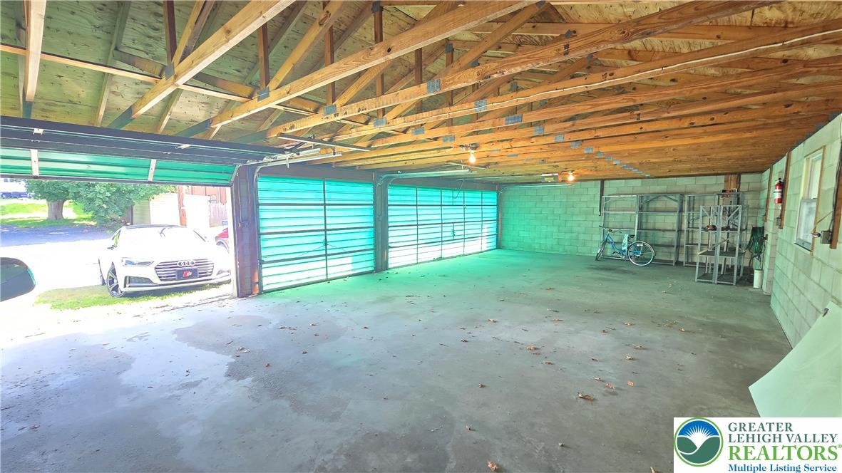 735 Front Street