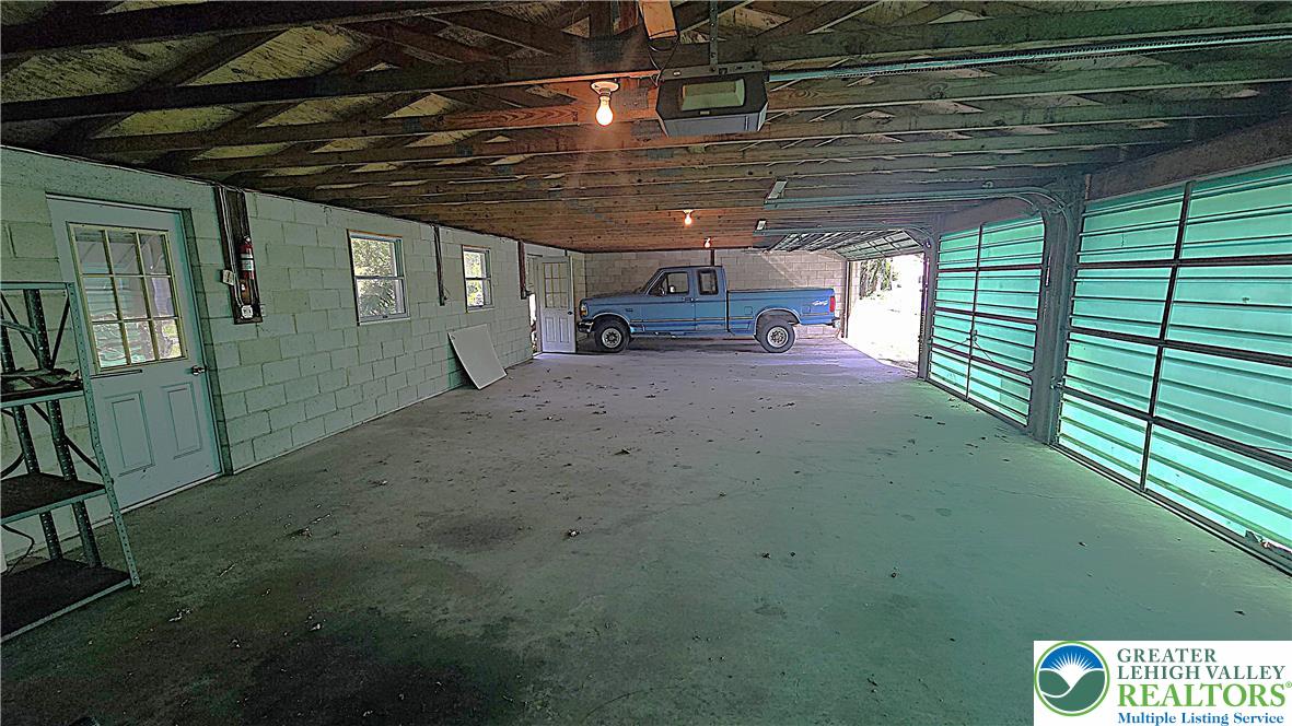 735 Front Street