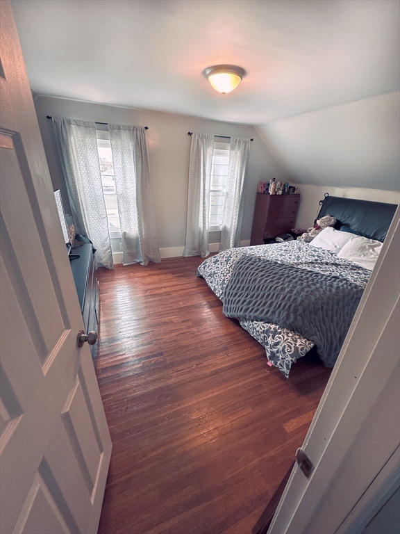 109 Robinson St.