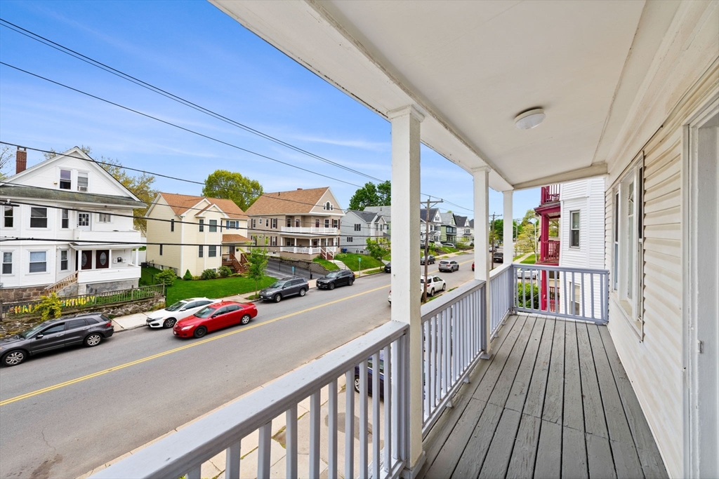 33-33A Salem St