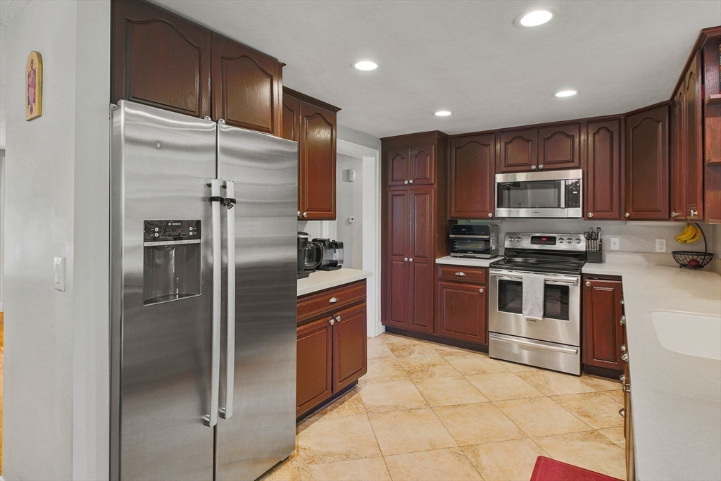 29 Fairlane Way