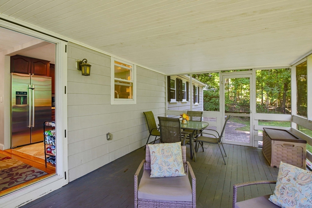 29 Fairlane Way