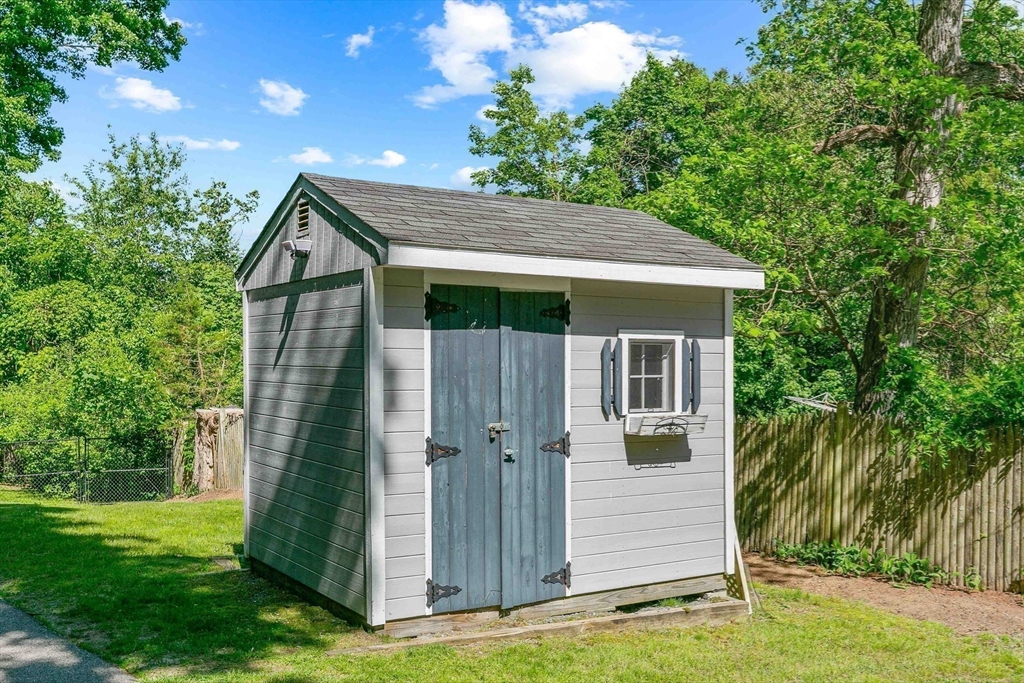 29 Fairlane Way