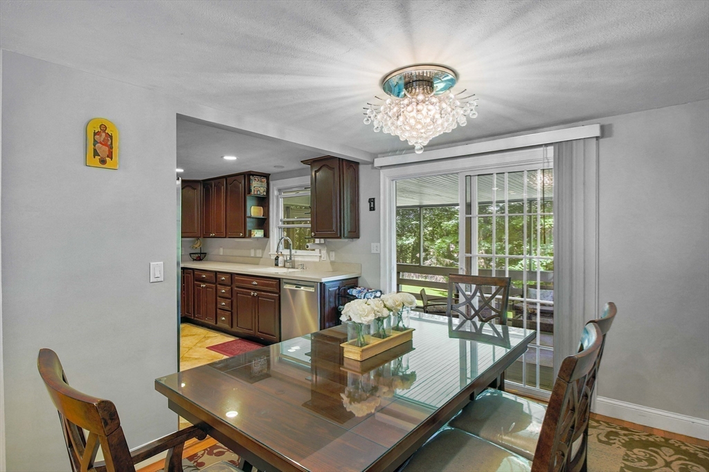 29 Fairlane Way