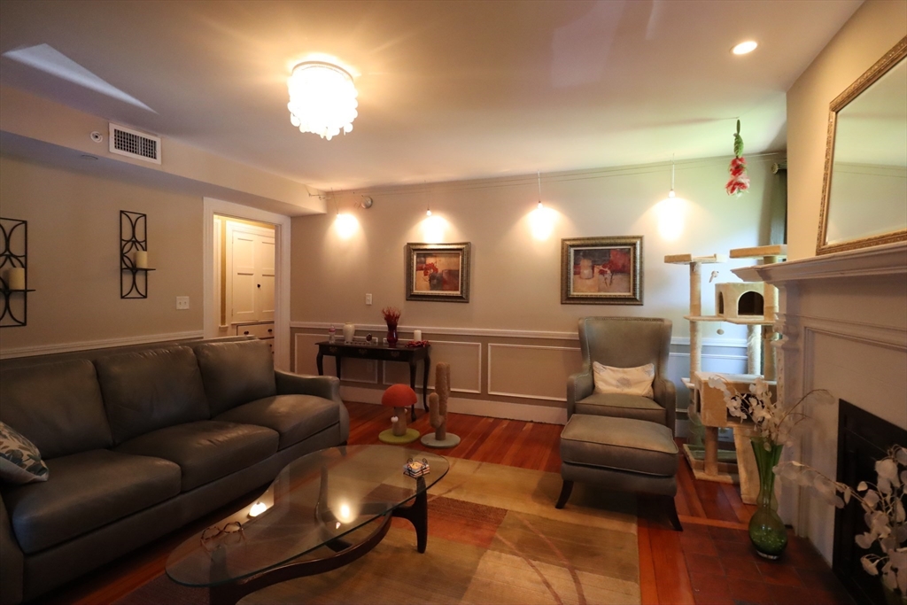 80-82 Broad St # 4