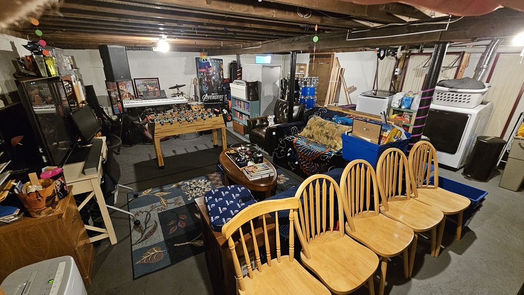 135 Woodland Dr