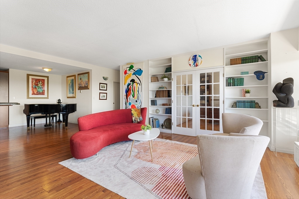 111 Perkins St # 297