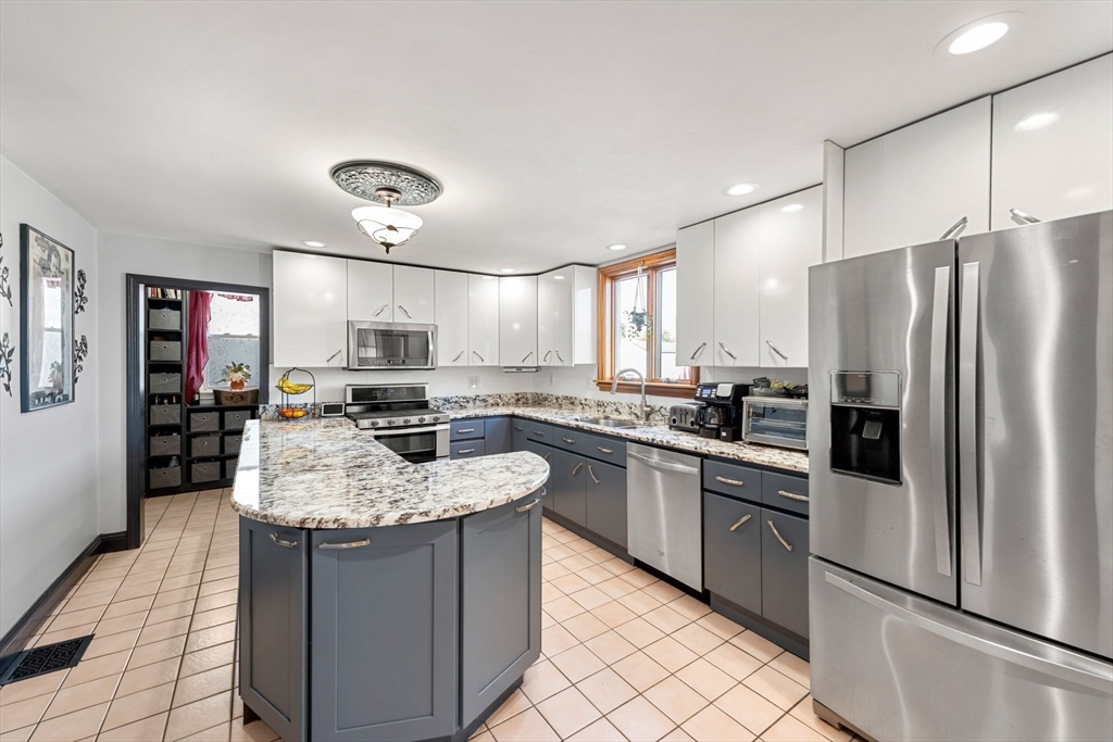 154 Winthrop Ave