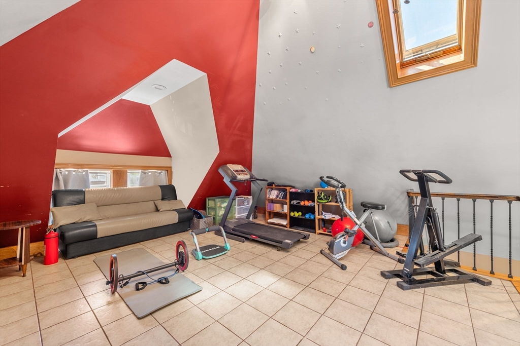 154 Winthrop Ave