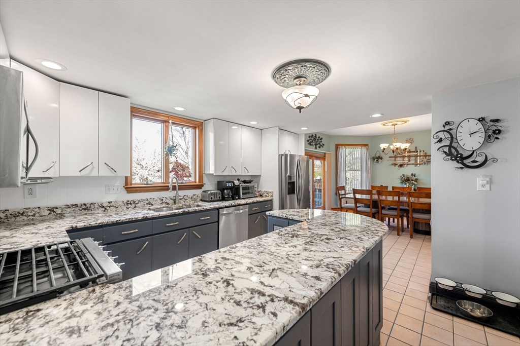 154 Winthrop Ave