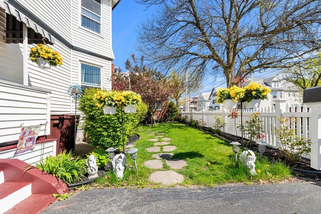 154 Winthrop Ave