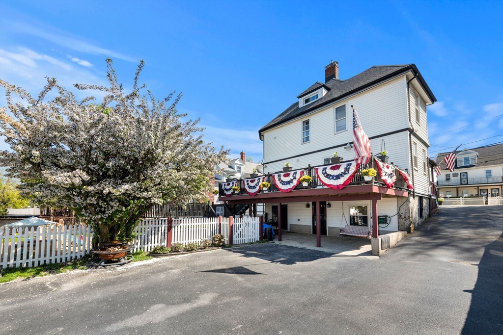 154 Winthrop Ave