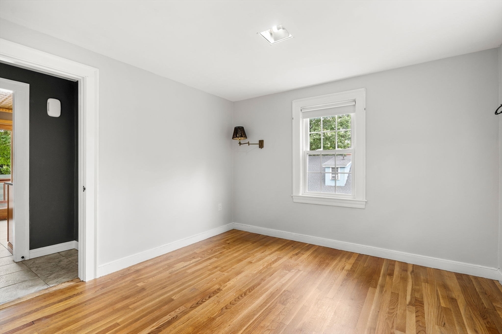 7 Bradford Rd