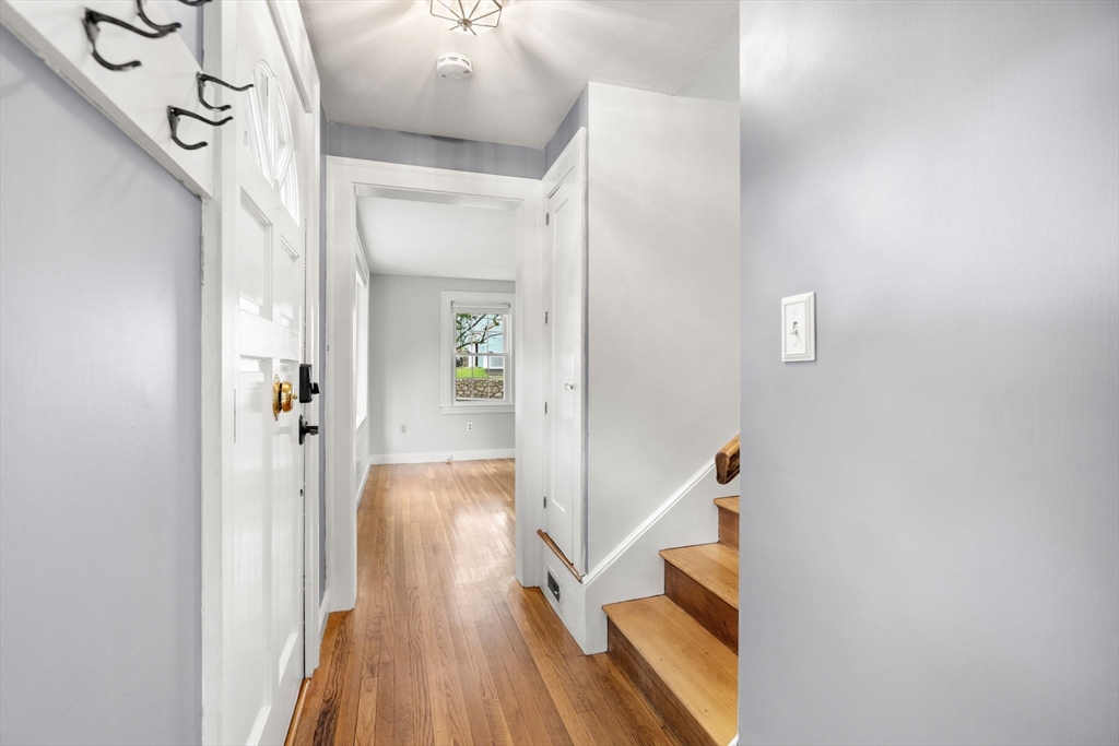 7 Bradford Rd